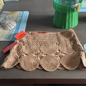 Simon Miller Tan Crochet Skirt size large never worn super cute